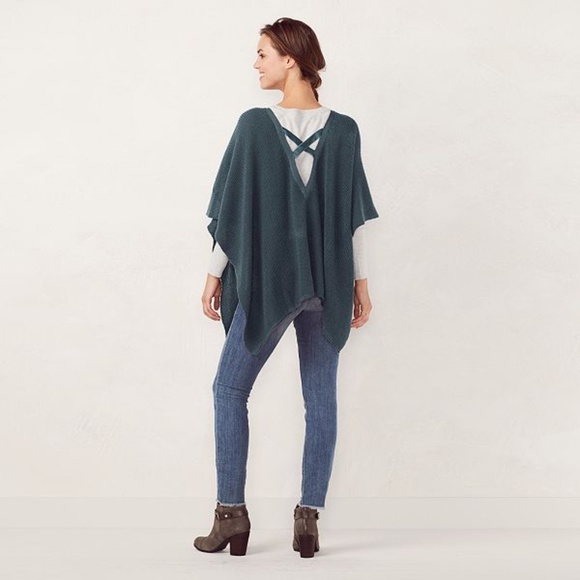 LC LAUREN CONRAD Sweater Wrap Poncho Velvet Crisscross Knit Black One Size - Picture 3 of 8